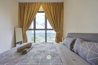 Jalan Puchong - 3B2B - 7 pax - 7 min to AEON BiG & Train - 5
