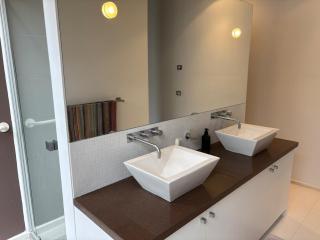 South Beach Beauty - Studio Monthly - Mount Martha - 1