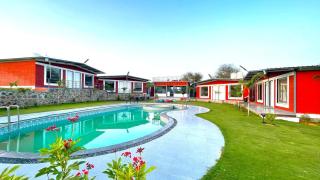 Farm stay with pool gurgaon - Gurgaon - 2