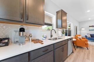 High Cliff Cabin + Private Hot tub at Table Rock Lake - Kimberling City - 1