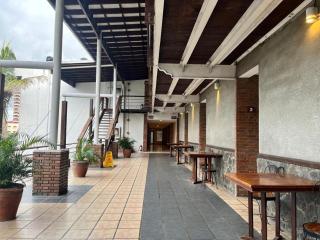 Mango Valley Hotel - Olongapo - 8