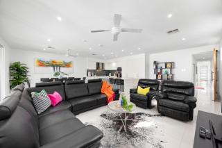 Parea on Cavendish - Luxe Beachside Living - - 7