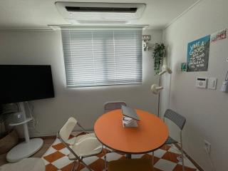 Haus Orange Hongdae - Seoul - 1