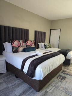 Nyamankulu Guest Lodge - Thulamahashi - 4
