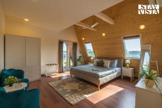 StayVista at Aarna Estate with library, lawn - Tāoru - 5