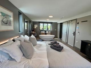 Uno Carbis Bay - Luxury Serviced Accommodation - 0
