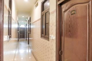 Super Hotel O Shri Sai Guest House - 1