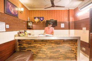 Hotel O Shri Sai Guest House - New Delhi - 0