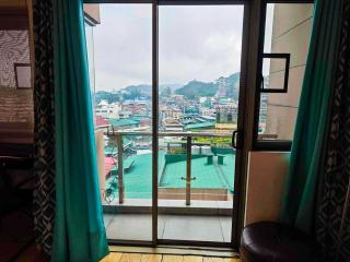 Baguio Cedar Peak Balcony with View Near Session Road - Baguio - 9