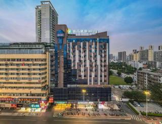 City Comfort Inn Nanning Normal University Mingxiu Metro Station - Nanning - 3