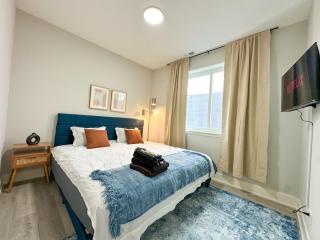 Pilsen Family-Friendly 3BR Retreat Free Parking - Chicago - 9