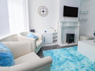 Anfield Stadium Short Stay and Free Parking - Liverpool - 5