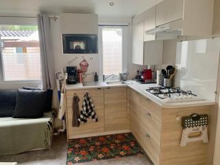 mobilhome 3 chambres camping boisé - Nans-les-Pins - 7