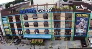Score Birds Hotel - Angeles - 5