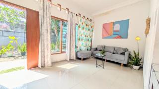 Homey Guesthouse Kertajaya (Syariah) - Surabaia - 9