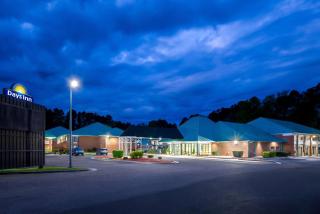 Days Inn by Wyndham Petersburg/South Fort Lee - 8