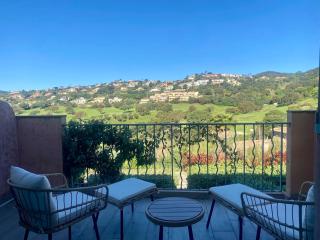Villa nichée sur golf & piscine - Sainte-Maxime - 1