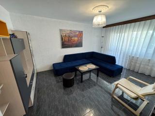 Premium White house - Boekarest - 4