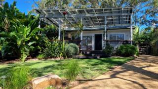 10 Warri Cres, Pet Friendly - Macmasters Beach - 0