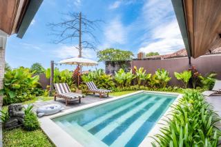 3br LUXURY FAMILY VILLA 10 MIN FROM BEACH - Sanur - 0