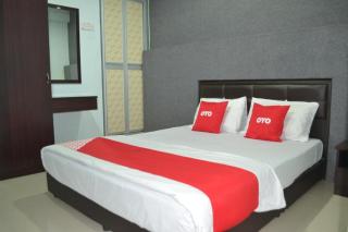 OYO 89737 Hotel Tishoa - Seri Manjung - 5