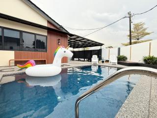 Nibong Pool Villa by Cactus Homestay - Johor Bahru - 7