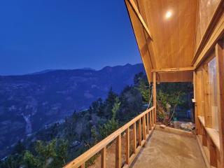 Mountain A Frame Stay Sainj - 1