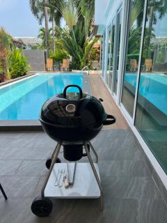 White Moonlight Pool Villa - 5