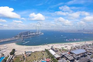 Luxury 2BR in JBR, Full Sea and Dubai Eye view - 4