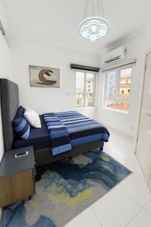 Affordable 1bed apartment in Lekki phase 1, admiralty way - Lagos - 2