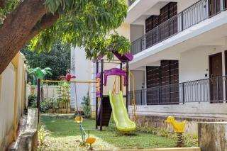 Luxe 2BHK with Pool & Sauna, 2km to Baga and Calangute Beach| Hireavilla - 4
