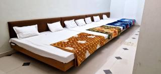 Rangoli Resort & Family Garden - - 2