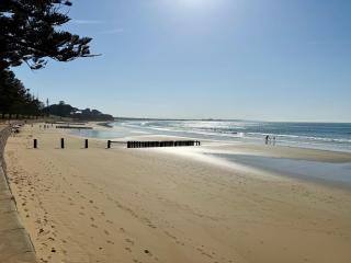 BEACH SHACK - Torquay - 2