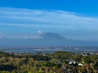 Tennis Villa Uluwatu - BEAUTIFUL VIEWS - Close to Savaya - Ungasan - 5