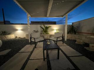 Salento Villa Cice, due unità abitative indipendenti e giardino a due passi dal mare - Torre Ovo - 1