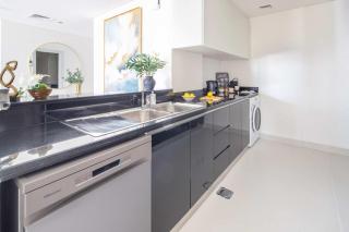 Frank Porter - Damac Heights - 2