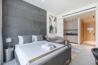 StayShort - A Premium and Modern Studio in The Autograph JVC - 7