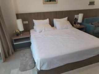 Ocean Breeze Sun Set View Apartment - Negombo - 9