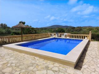 Finca Estrella - Cala Mendia - 9