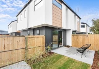 Brand New 3BR Home with Parking - Christchurch - 7