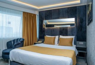 216 Silver Suite - 4