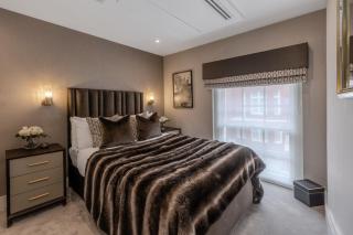 Luxurious 4-Bed Knightsbridge Home Near Harrods - 6