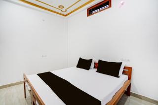 Hotel O Aarna Guesthouse - Varanasi - 4