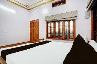 Hotel O Aarna Guesthouse - Varanasi - 1