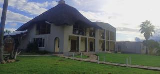 Holstein Lodge & Hunting Safaris - - 0