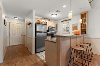 2BR Village At Indian Point 809 near SDC-Free Tickets Daily up to $500 Value - Branson - 9