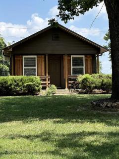 Peaceful Spacious Studio Cabin in Afton, Oklahoma - Afton - 1