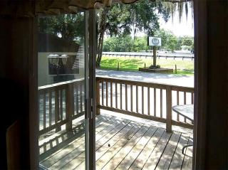 Quaint Cabin with Comfy Interior in Inverness, Florida - Inverness - 1
