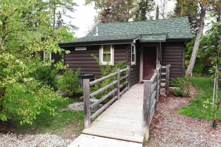 Charming Cabin Rental Nestled in the Peaceful Woods of Huron National Forest, Michigan - Five Corners - 0