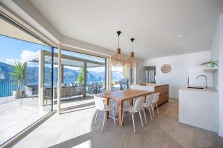 Alleinstehende Villa Mit Pool Und Traumaussicht - Castelletto di Brenzone - 2